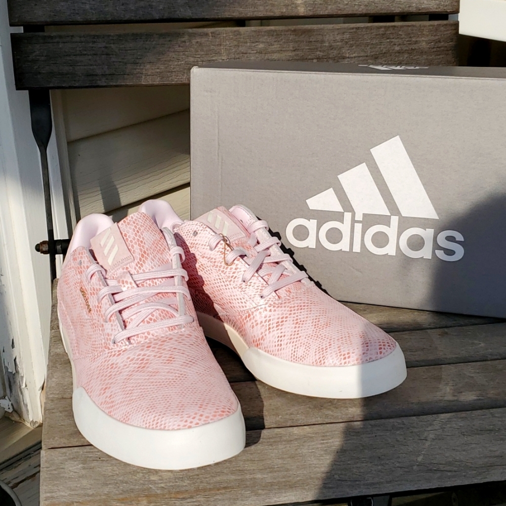 NWT Adidas Women's Adicross Retro Spikeless Golf Shoes - Size 8